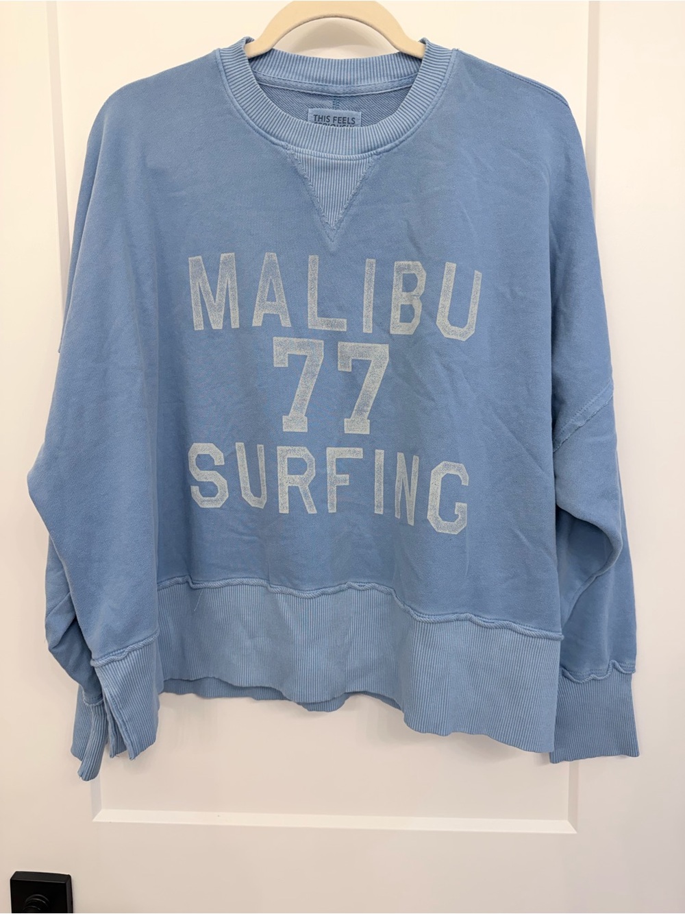 American Eagle Outfitters Light Blue "Malibu 77 Surfing" Pullover Sweatshirt